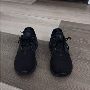 Women's Black Athletic Shoes
